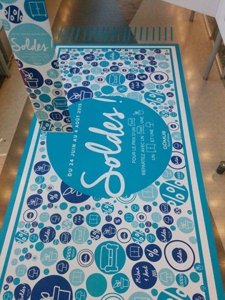 Sol imprimé Soldes pour Domus, motifs bleus